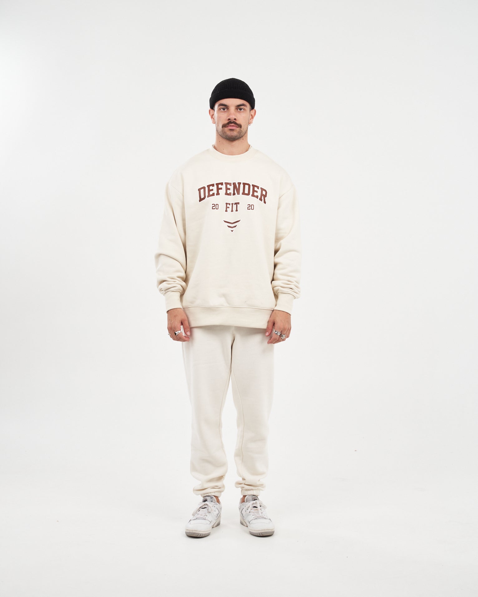 College Winter Crewneck - Cream